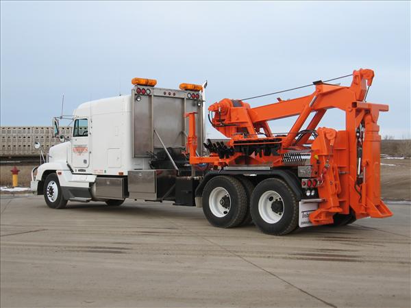 370004