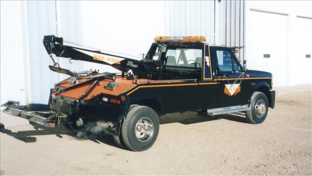 39003