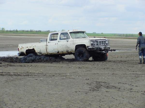 stuckmud0012
